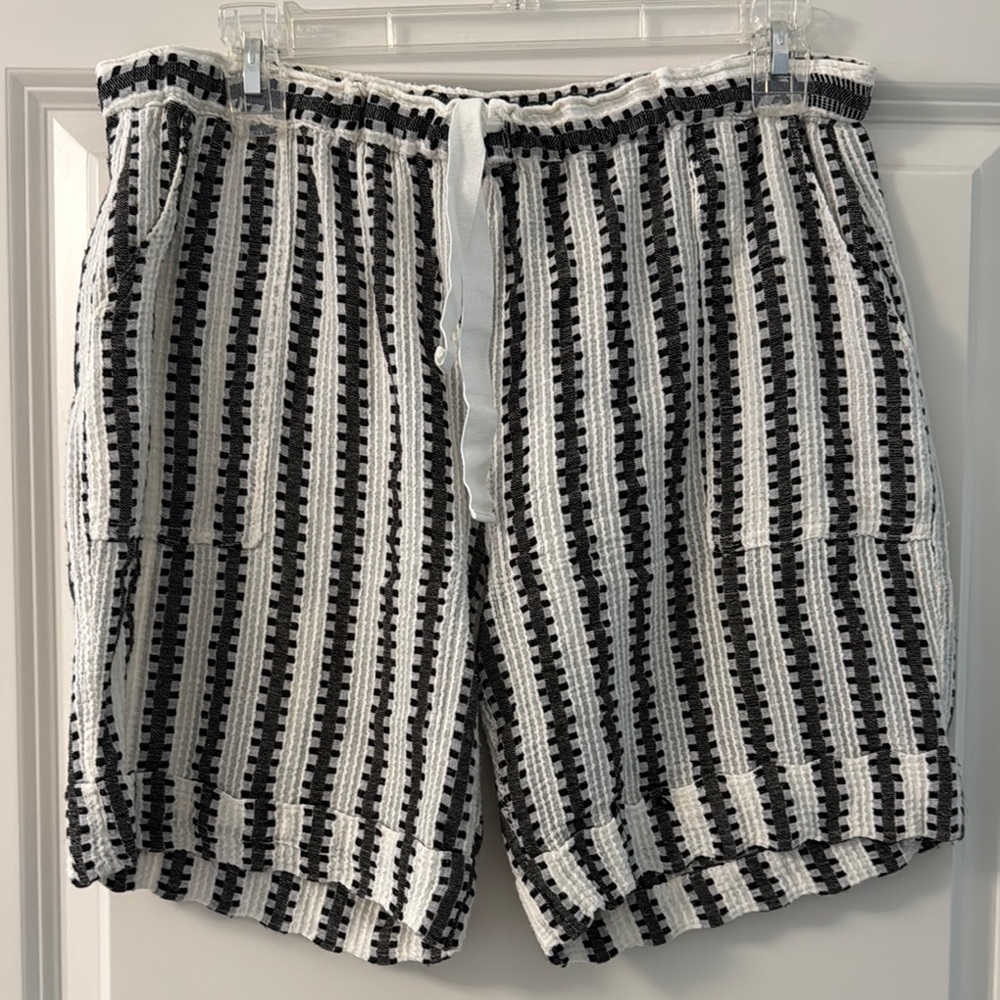 Lemlem Black and White Board Shorts with Vertical Stripes